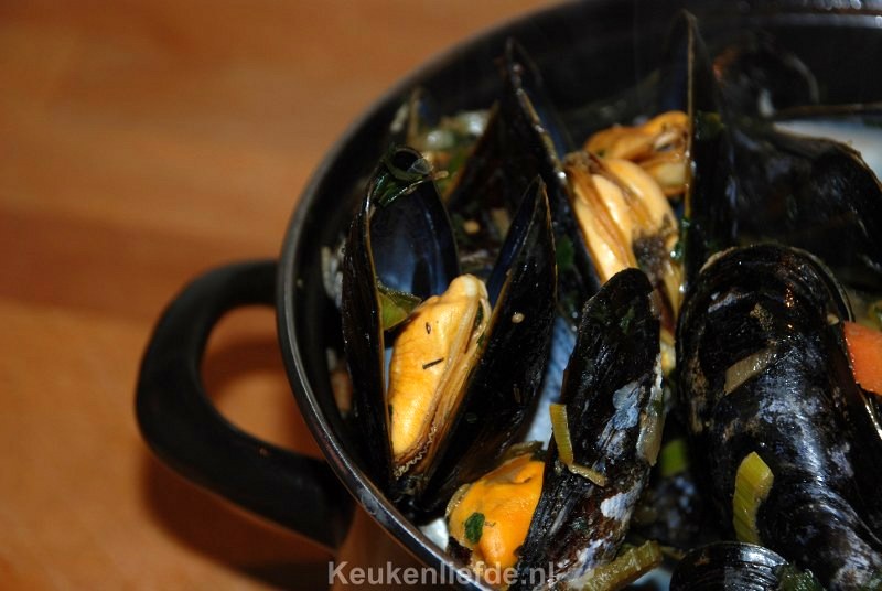 Mosselen gekookt in triple bier Mosselen gekookt in triple bier