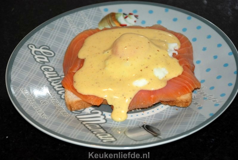 Eggs benedict met gerookte zalm Eggs benedict met gerookte zalm