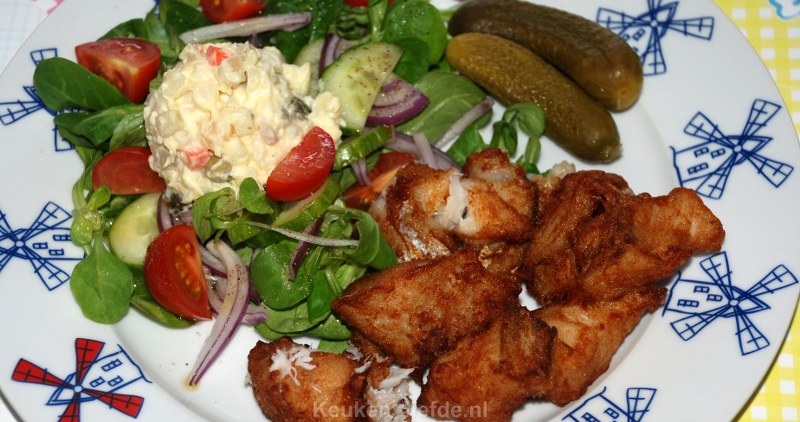 Kibbeling met huzarensalade