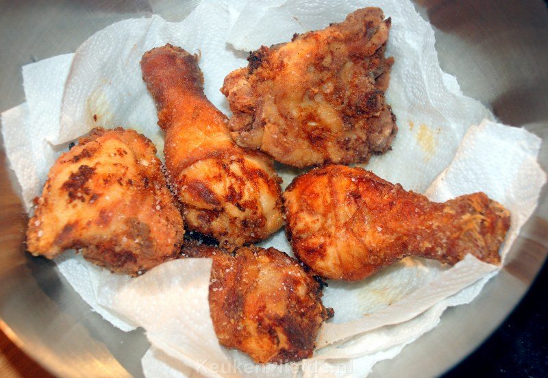 Gebakken karnemelk kipdrumsticks Gebakken karnemelk kipdrumsticks