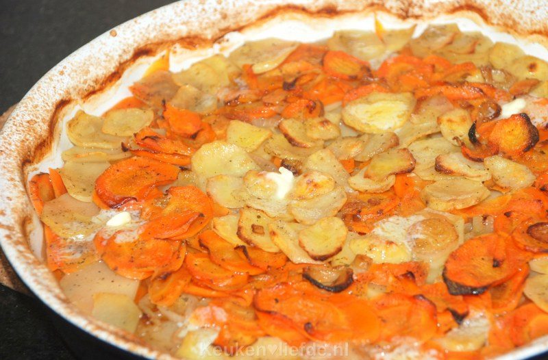 Hutspot gratin met gekonfijte ui Hutspot gratin met gekonfijte ui