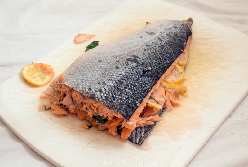 Zalm in zoutkorst Zalm in zoutkorst