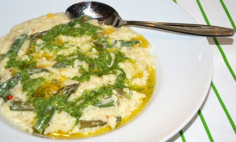 Risotto met groene asperges Risotto met groene asperges
