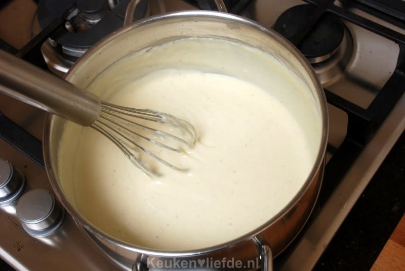 Kaassaus - onmisbaar basisrecept Kaassaus - onmisbaar basisrecept