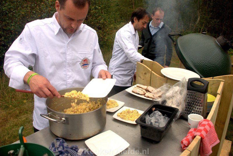 Culinaire ontdekkingstocht op Schouwen-Duiveland Culinair Team Zeeland verzorgd ontbijt in het bos