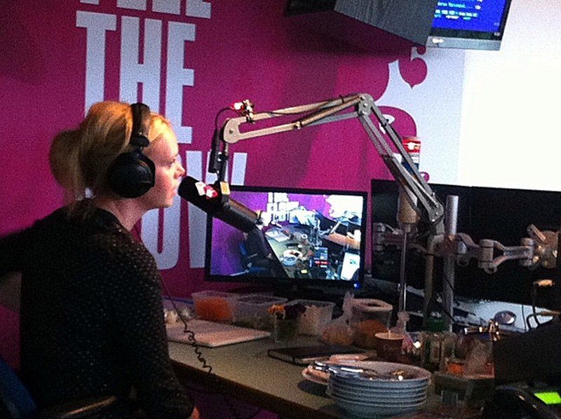 KeukenLiefde kookt in Winfrieds Woonkamer KeukenLiefde kookt in Winfrieds Woonkamer