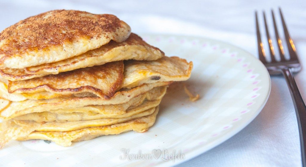 Speels & Smakelijk: ei-banaanpannenkoekjes (+filmpje!) Speels & Smakelijk: ei-banaanpannenkoekjes (+filmpje!)