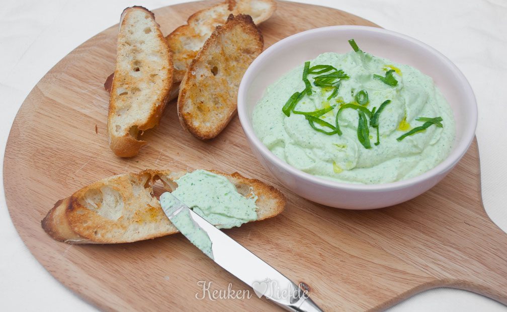 Slank & Snel: Hüttenkäse-kruidenspread