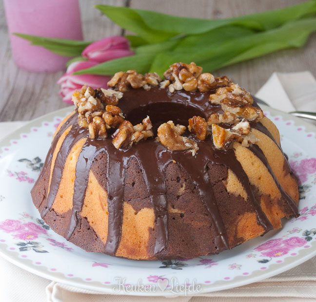 Lazy Sunday: marmertulband met chocoladeglazuur Lazy Sunday: marmertulband met chocoladeglazuur