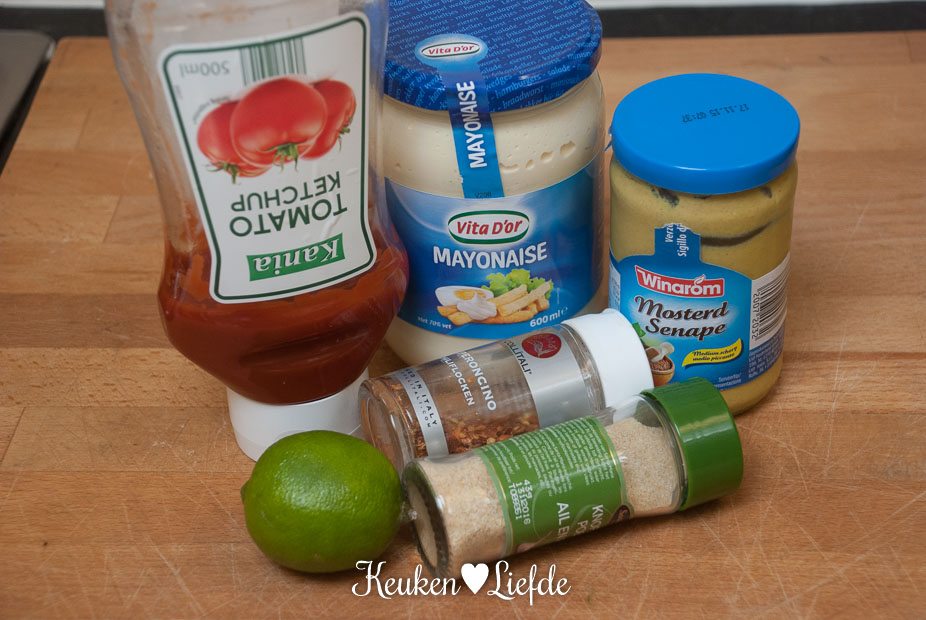 Chili-cheeseburger-2040