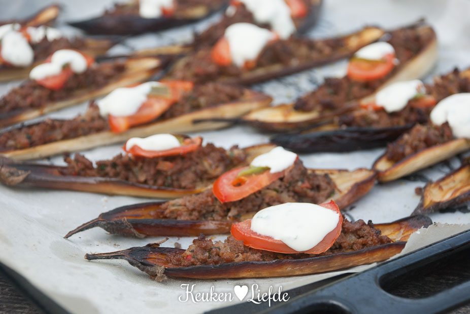 Gevulde aubergine met gehakt Gevulde aubergine met gehakt
