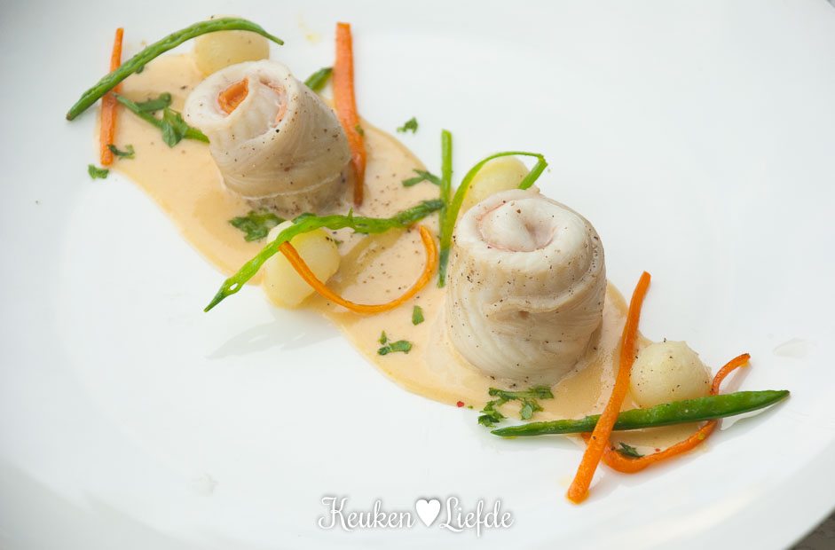 Scholrolletjes met Champagnesaus Scholrolletjes met Champagnesaus