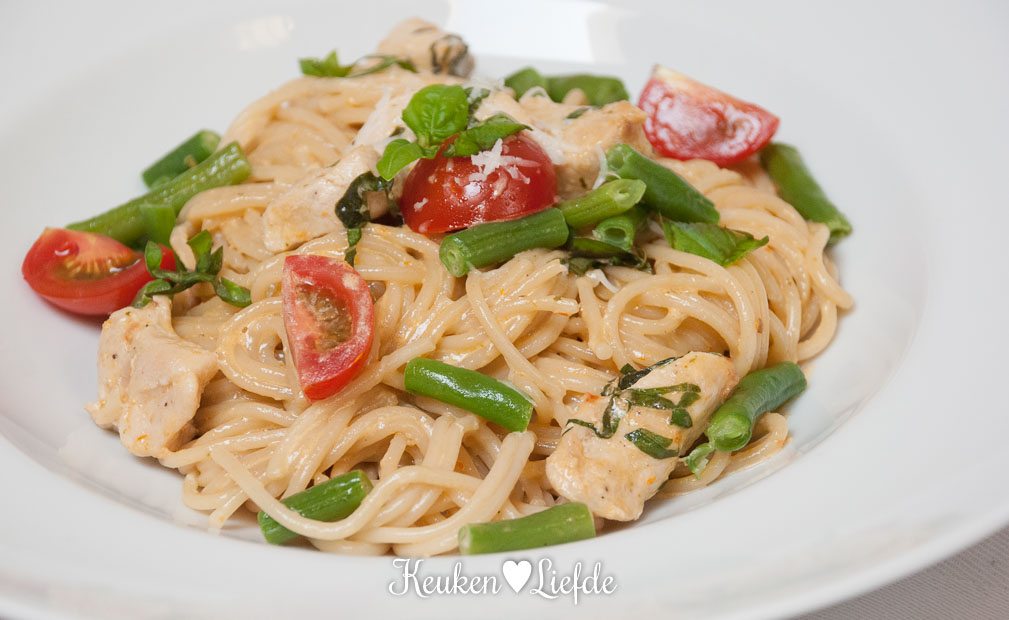 Speels & Smakelijk: spaghetti met kip en sperziebonen Speels & Smakelijk: spaghetti met kip en sperziebonen