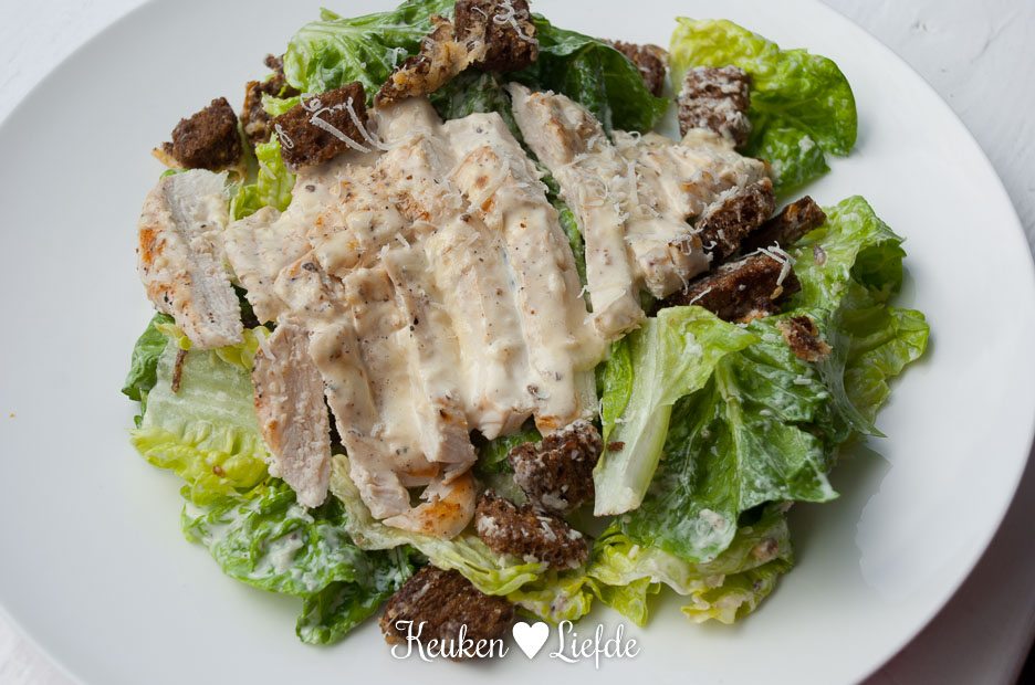 Mieks special: caesarsalade met kip Mieks special: caesarsalade met kip