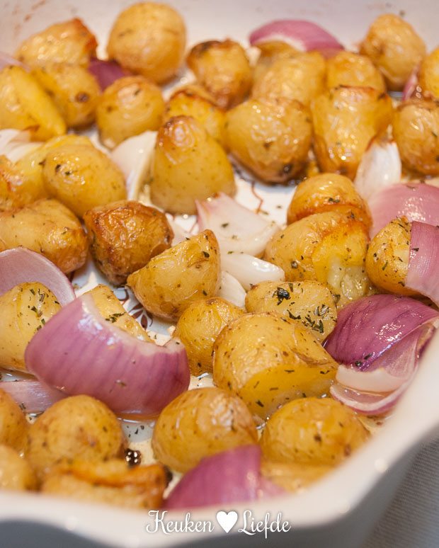 Krieltjes met rozemarijn en knoflook Krieltjes met rozemarijn en knoflook