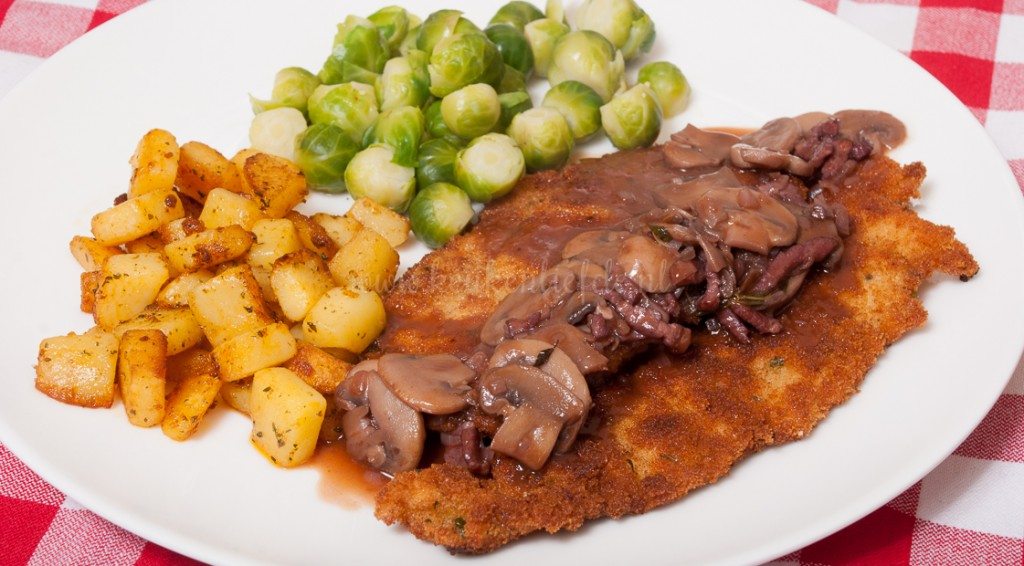 schnitzel met jachtsaus