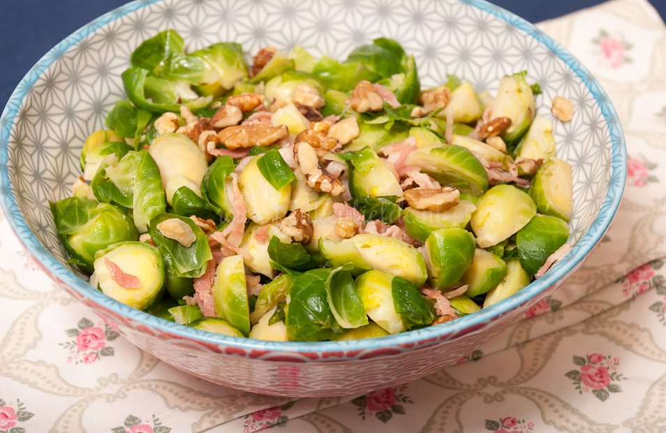 Spruitjes met spek en walnoot Spruitjes met spek en walnoot