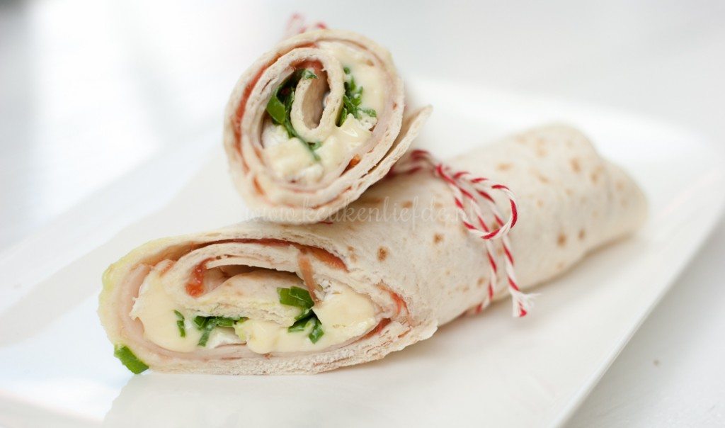 Wrap met kipfilet en camembert Wrap met kipfilet en camembert