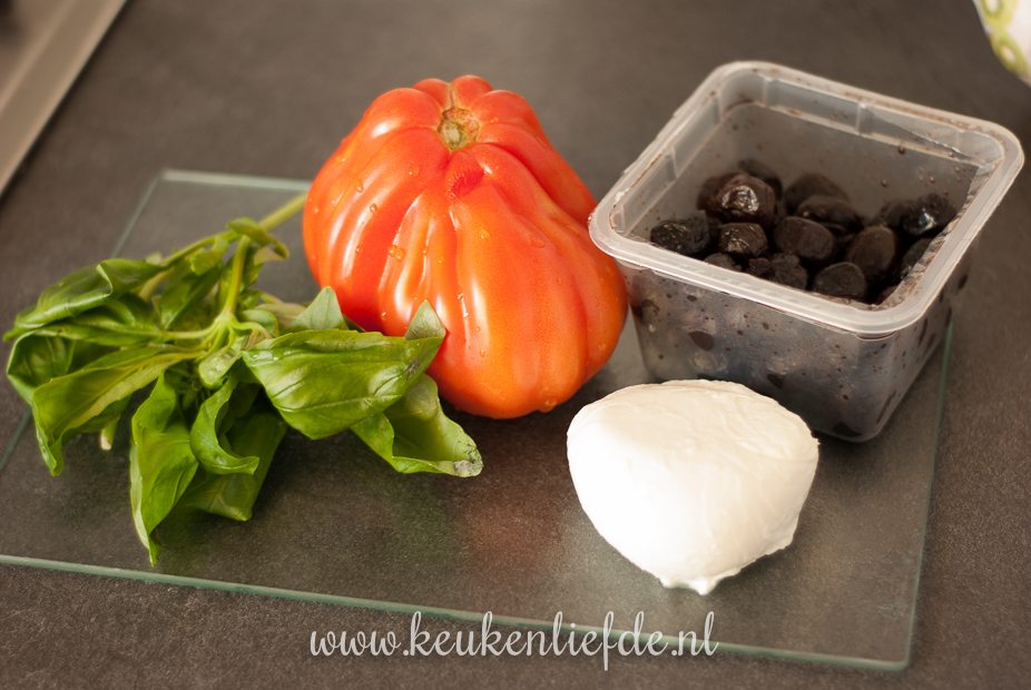 Koken op de camping: salade caprese Koken op de camping: salade caprese