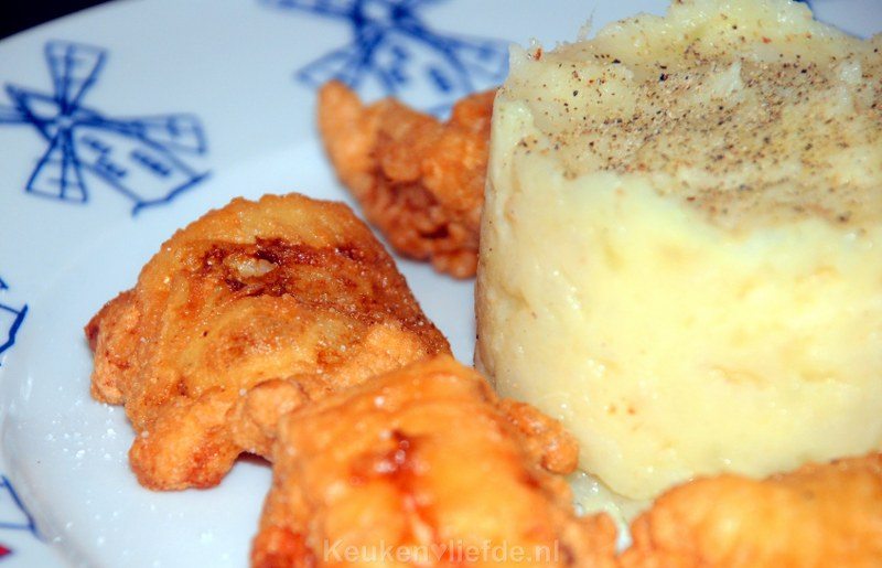 Knolselderijpuree met gebakken vis