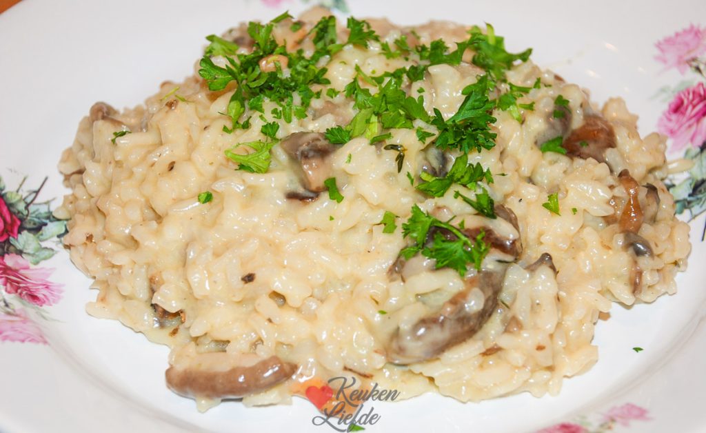 Risotto met paddenstoelen en gorgonzola