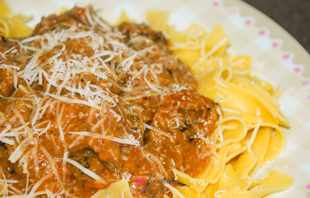 Stoofvlees met pappardelle pasta