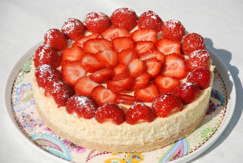 Cheesecake met aardbeien Cheesecake met aardbeien