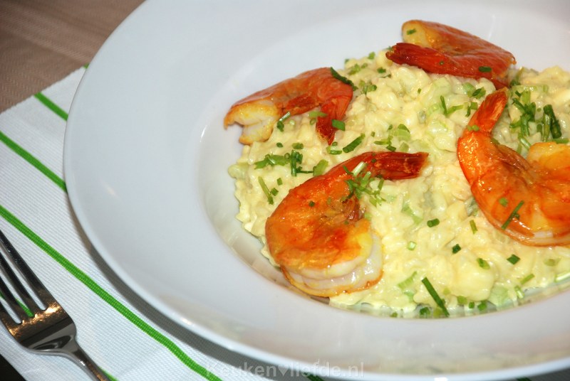 Kerrierisotto met gamba's, appel en bleekselderij Kerrierisotto met gamba's, appel en bleekselderij