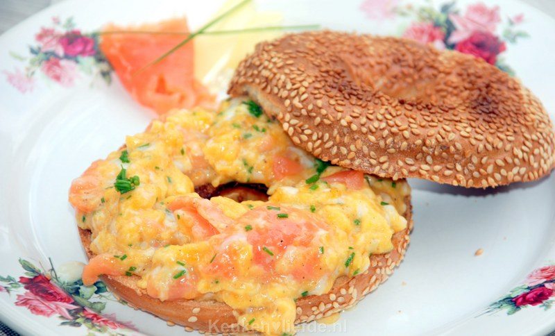 Roerei met gerookte zalm