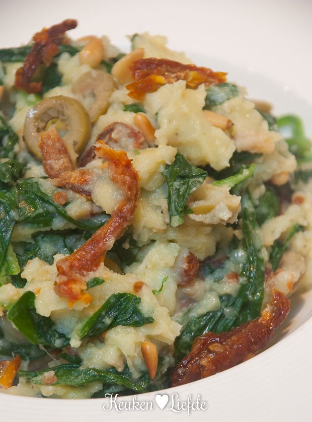 Italiaanse spinaziestamppot