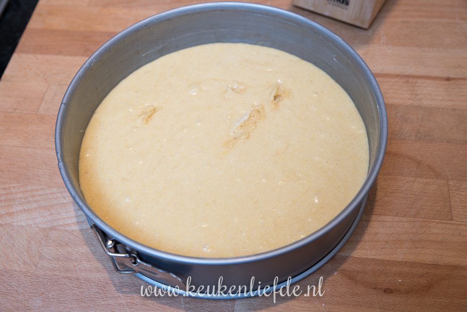 Luchtige amandeltaart