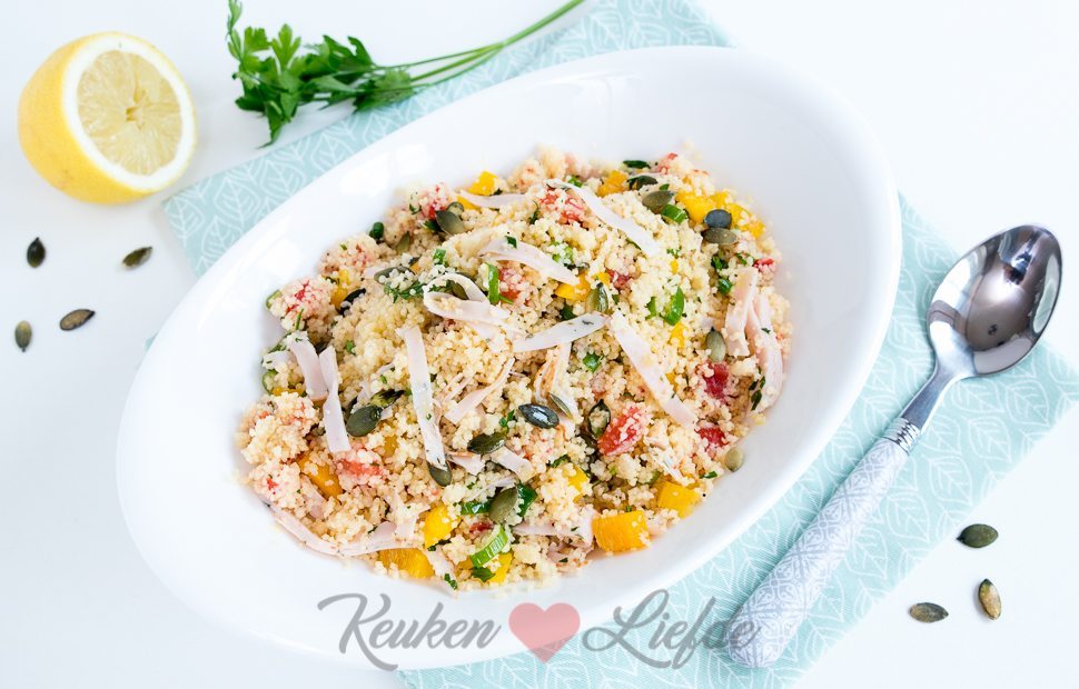 Couscoussalade met kalkoenfilet en paprika