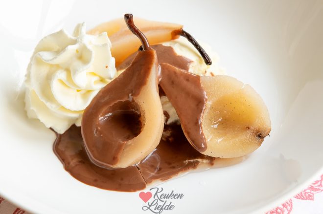 Garneer met amandelen (optioneel)