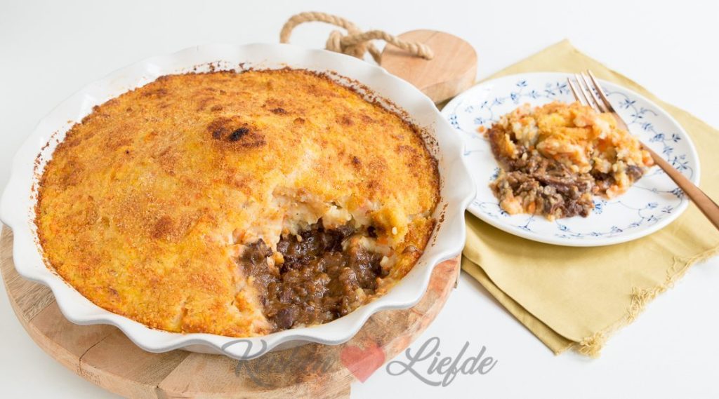 Hutspot ovenschotel met wild hachee