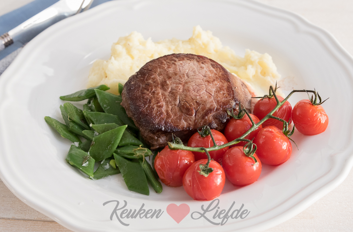 Aardappelmousseline met biefstuk en snijbonen Aardappelmousseline met biefstuk en snijbonen