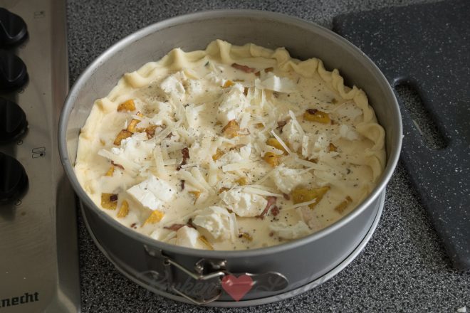 Giet dit roommengsel over de vulling