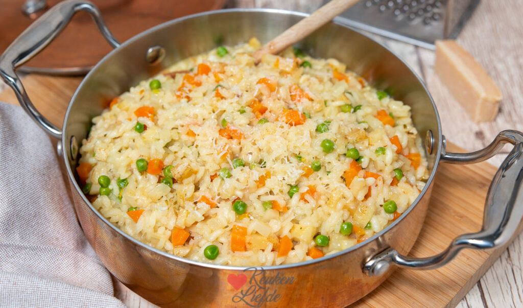 Risotto met knolselderij, wortel en doperwten