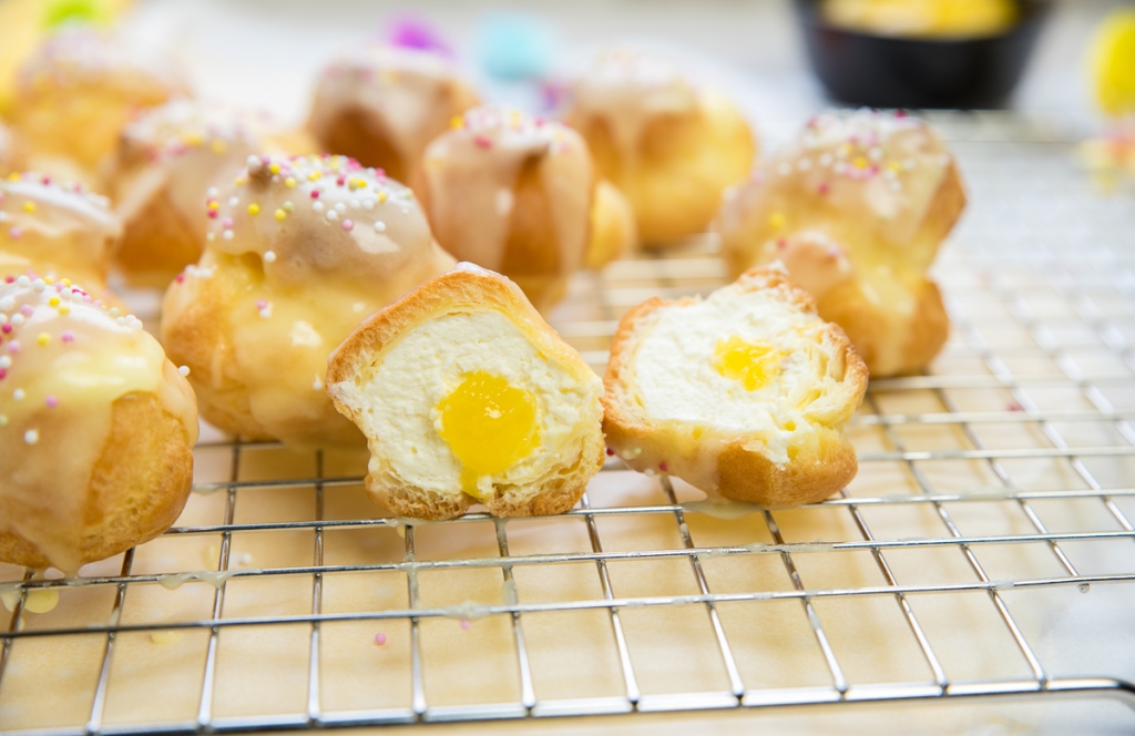 Slagroomsoesjes met lemoncurd