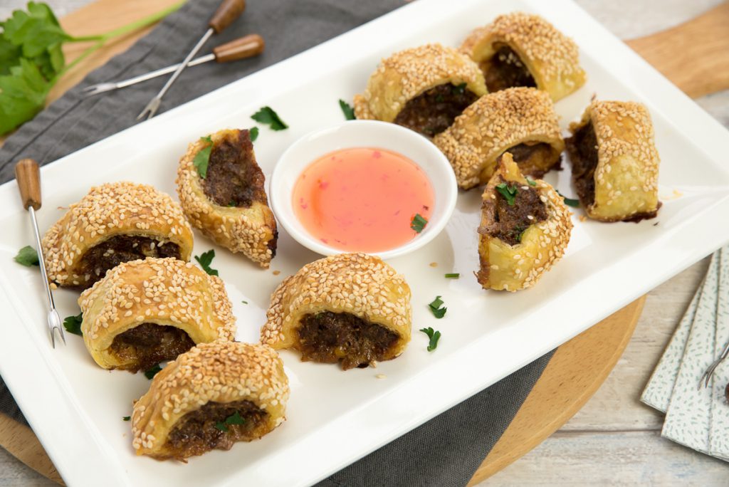 Thaise mini-saucijzenbroodjes