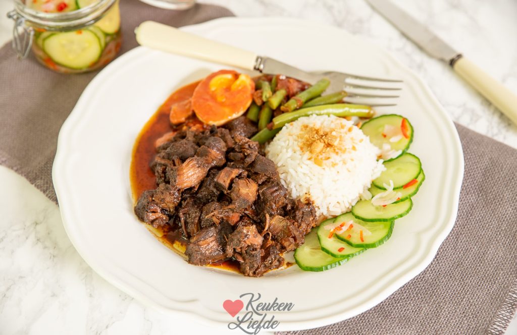 Daging smoor (Indisch stoofvlees)