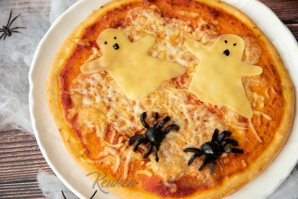 Halloween pizza Halloween pizza