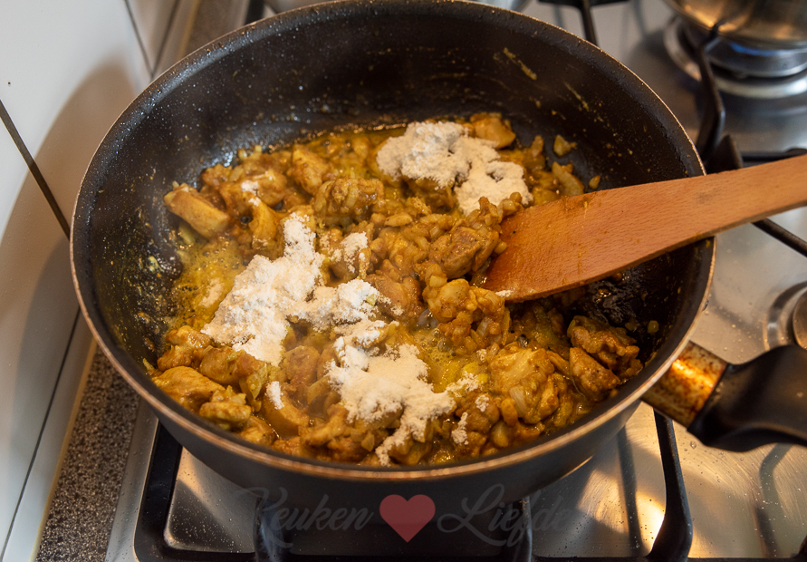 Kip kerrie met sperziebonen Kip kerrie met sperziebonen