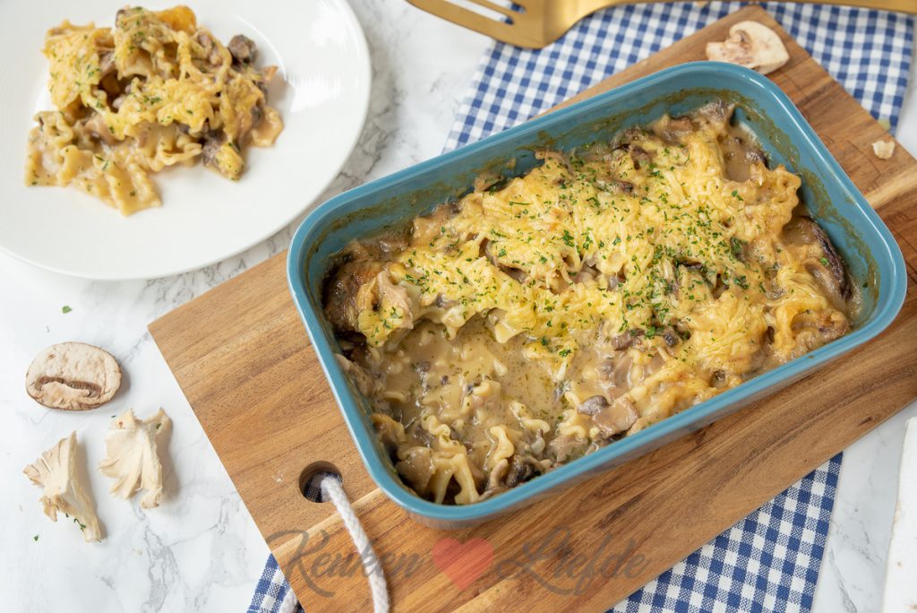 Makkelijke ovenpasta met champignonroomsaus