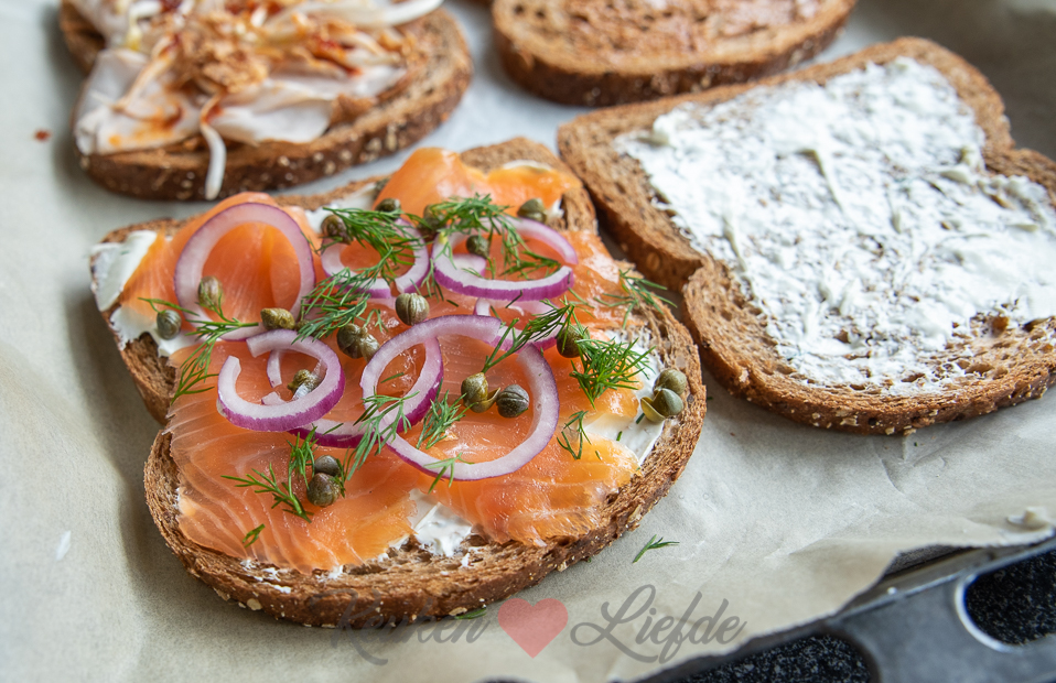 Tosti met gerookte zalm en roomkaas