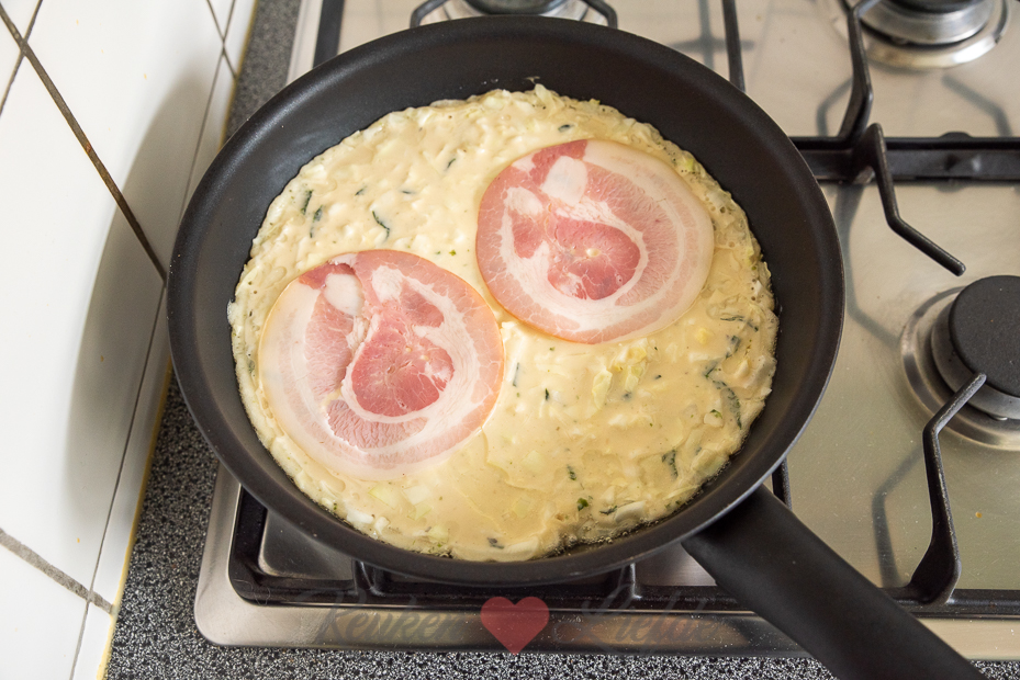 Japanse pannenkoek met witte kool