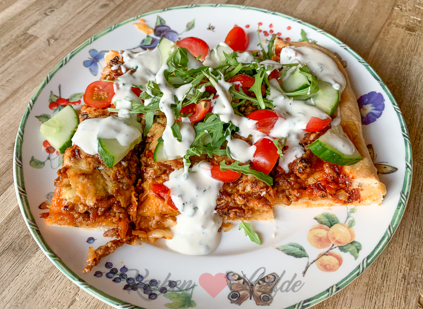 Turkse pizza van het bakblik