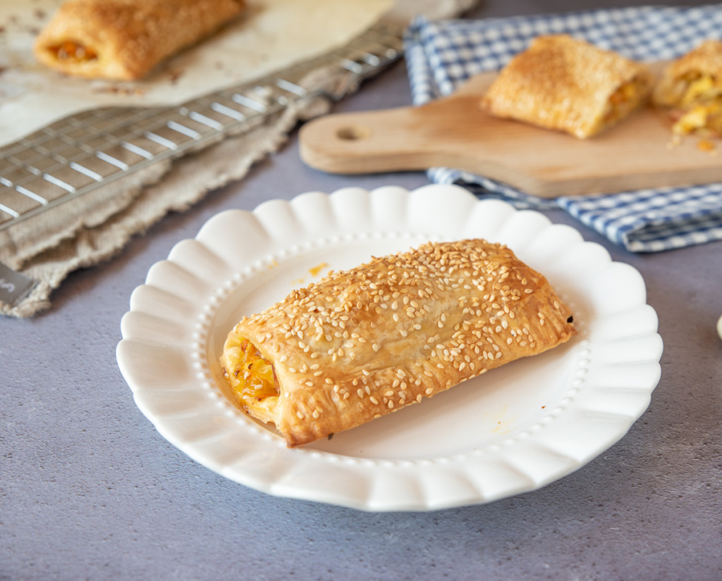 Bladerdeeg loempia met ham Bladerdeeg loempia met ham