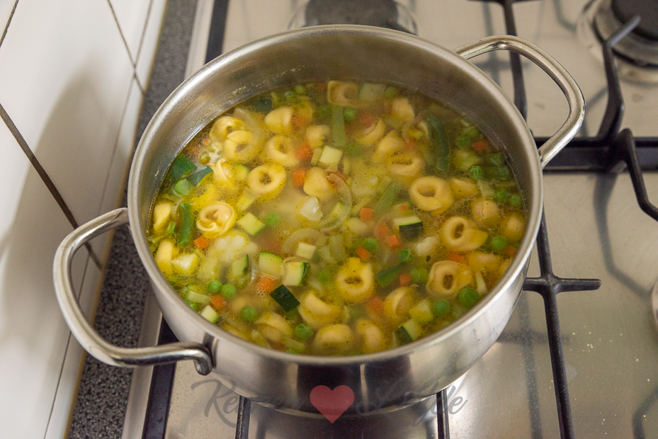 Minestrone met kaastortellini