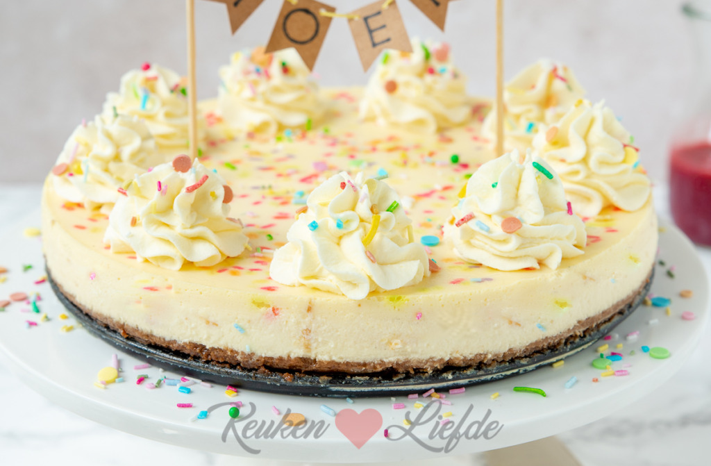 Confetti cheesecake