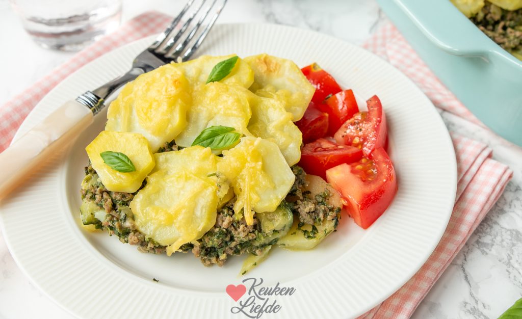 Ovenschotel met gehakt en spinazie